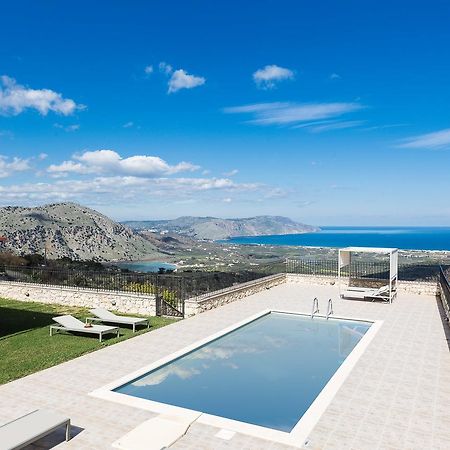 Thea Villas Kournas Екстер'єр фото