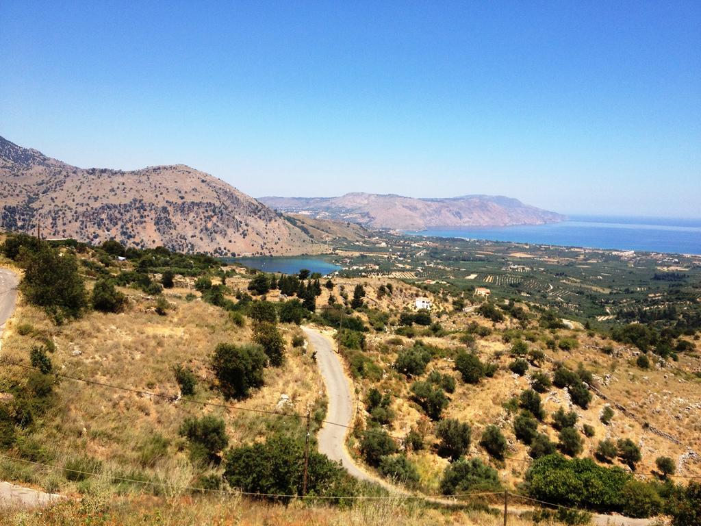 Thea Villas Kournas Екстер'єр фото